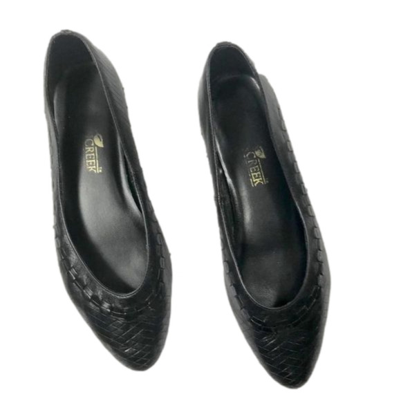 CABIN Creek Women’s Black Leather Flats size 6 - Picture 1 of 16